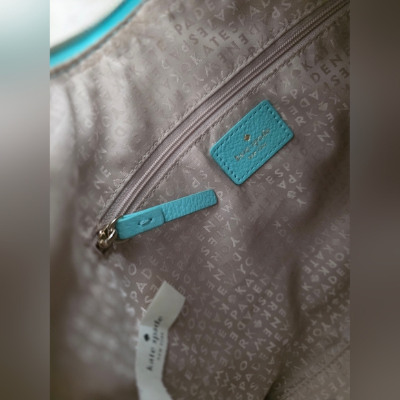 Kate Spade NY Aqua Pebble Leather Bow Bottom Black Strap Crossbody Handbag Bag - Picture 11 of 16